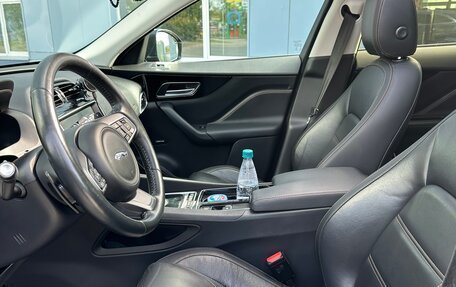 Jaguar F-Pace, 2016 год, 3 200 000 рублей, 12 фотография