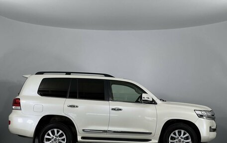 Toyota Land Cruiser 200, 2015 год, 5 399 000 рублей, 4 фотография