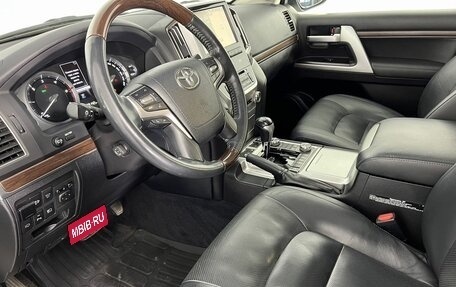 Toyota Land Cruiser 200, 2015 год, 5 399 000 рублей, 10 фотография