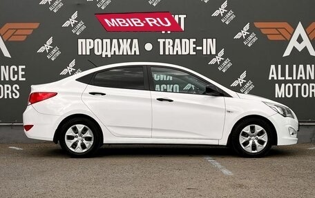 Hyundai Solaris II рестайлинг, 2015 год, 740 000 рублей, 9 фотография