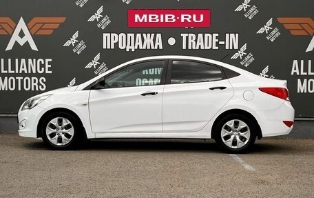 Hyundai Solaris II рестайлинг, 2015 год, 740 000 рублей, 4 фотография