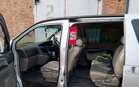 Nissan Elgrand I, 2000 год, 900 000 рублей, 4 фотография