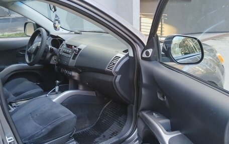 Mitsubishi Outlander III рестайлинг 3, 2007 год, 999 000 рублей, 8 фотография