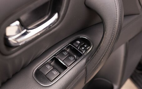 Infiniti QX56, 2012 год, 2 270 000 рублей, 21 фотография