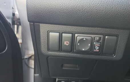 Nissan Tiida, 2010 год, 580 000 рублей, 13 фотография