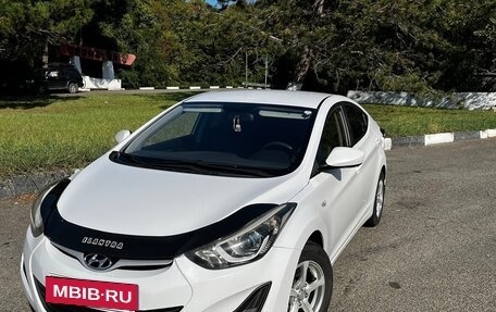 Hyundai Elantra V, 2014 год, 1 050 000 рублей, 2 фотография