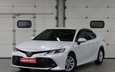 Toyota Camry, 2019 год, 2 530 000 рублей, 1 фотография