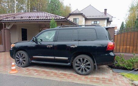 Toyota Land Cruiser 200, 2014 год, 3 650 000 рублей, 5 фотография