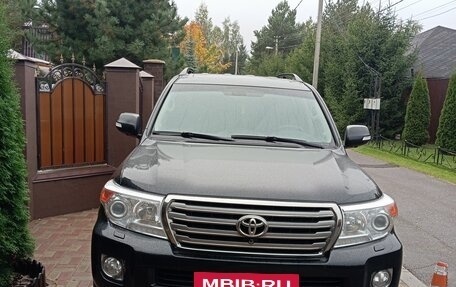 Toyota Land Cruiser 200, 2014 год, 3 650 000 рублей, 8 фотография