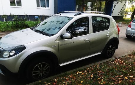 Renault Sandero I, 2014 год, 820 000 рублей, 4 фотография