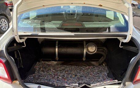 Renault Logan II, 2017 год, 430 000 рублей, 6 фотография