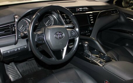 Toyota Camry, 2019 год, 2 530 000 рублей, 12 фотография