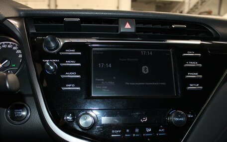 Toyota Camry, 2019 год, 2 530 000 рублей, 15 фотография