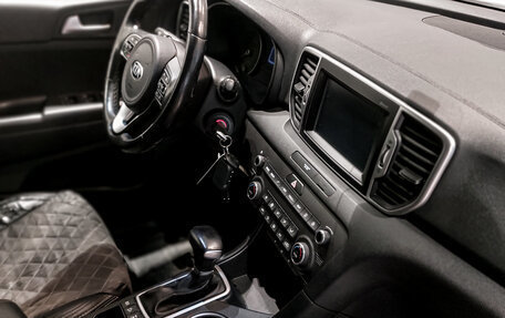 KIA Sportage IV рестайлинг, 2017 год, 2 044 000 рублей, 21 фотография