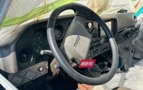 Toyota Land Cruiser 60, 1990 год, 300 000 рублей, 5 фотография