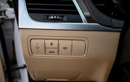 Hyundai Genesis II, 2014 год, 2 200 000 рублей, 14 фотография