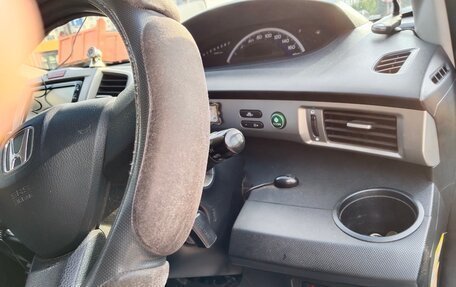Honda Freed I, 2011 год, 1 050 000 рублей, 4 фотография
