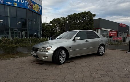 Lexus IS II рестайлинг 2, 2000 год, 900 000 рублей, 11 фотография
