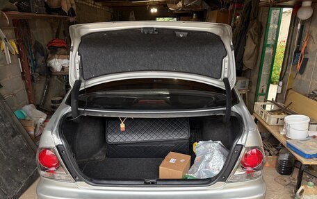 Lexus IS II рестайлинг 2, 2000 год, 900 000 рублей, 13 фотография