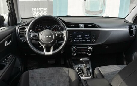 KIA Rio IV, 2022 год, 1 919 000 рублей, 6 фотография