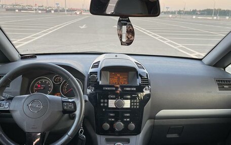 Opel Zafira B, 2011 год, 830 000 рублей, 13 фотография