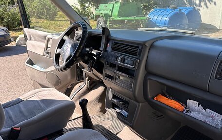 Volkswagen Multivan T4, 2000 год, 1 099 000 рублей, 14 фотография