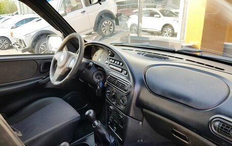 Chevrolet Niva I рестайлинг, 2017 год, 649 000 рублей, 9 фотография