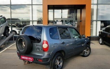 Chevrolet Niva I рестайлинг, 2017 год, 649 000 рублей, 5 фотография