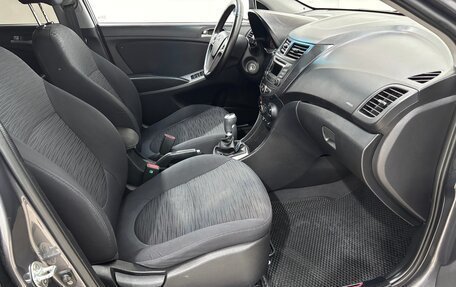 Hyundai Solaris II рестайлинг, 2014 год, 820 000 рублей, 13 фотография