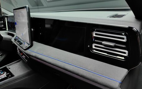 Volkswagen Tiguan, 2025 год, 5 100 000 рублей, 38 фотография