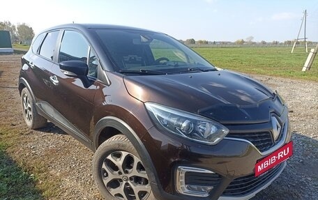Renault Kaptur I рестайлинг, 2017 год, 1 500 000 рублей, 4 фотография