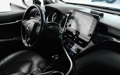 Toyota Camry, 2021 год, 3 100 000 рублей, 18 фотография