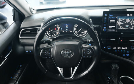 Toyota Camry, 2021 год, 3 100 000 рублей, 22 фотография