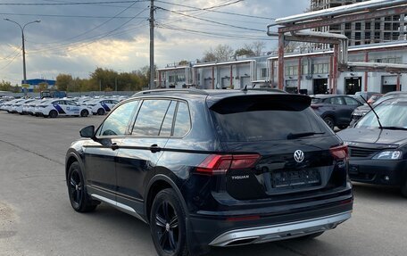 Volkswagen Tiguan II, 2019 год, 2 669 000 рублей, 1 фотография
