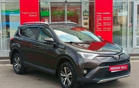 Toyota RAV4, 2016 год, 1 990 000 рублей, 3 фотография