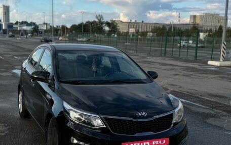 KIA Rio III рестайлинг, 2017 год, 1 300 000 рублей, 19 фотография