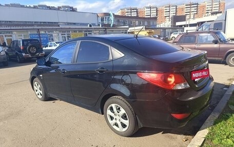 Hyundai Solaris II рестайлинг, 2011 год, 585 000 рублей, 3 фотография