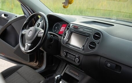 Volkswagen Tiguan I, 2014 год, 1 700 000 рублей, 2 фотография