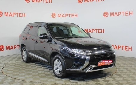 Mitsubishi Outlander III рестайлинг 3, 2021 год, 2 879 000 рублей, 3 фотография