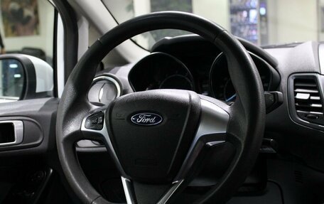 Ford Fiesta, 2016 год, 620 000 рублей, 11 фотография