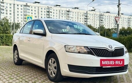 Skoda Rapid I, 2018 год, 1 050 000 рублей, 2 фотография
