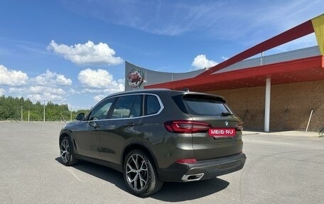BMW X5, 2021 год, 6 390 000 рублей, 4 фотография