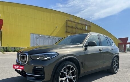 BMW X5, 2021 год, 6 390 000 рублей, 2 фотография