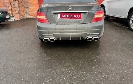 Mercedes-Benz C-Класс, 2015 год, 1 100 000 рублей, 6 фотография