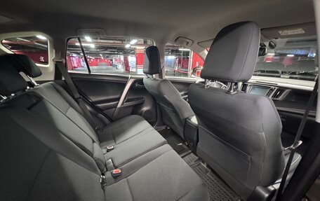 Toyota RAV4, 2017 год, 2 100 000 рублей, 7 фотография