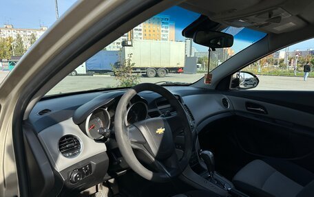 Chevrolet Cruze II, 2012 год, 735 000 рублей, 5 фотография