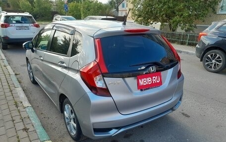 Honda Fit III, 2018 год, 1 240 000 рублей, 5 фотография