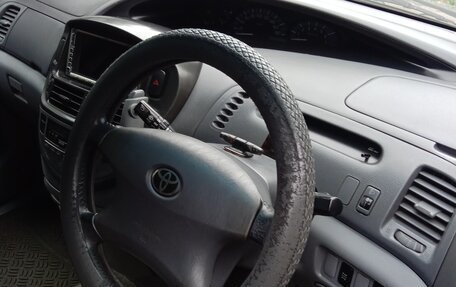 Toyota Estima III рестайлинг -2, 2000 год, 450 000 рублей, 9 фотография