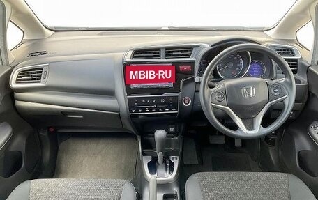 Honda Fit III, 2016 год, 850 000 рублей, 9 фотография