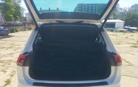 Volkswagen Tiguan II, 2019 год, 2 850 000 рублей, 5 фотография